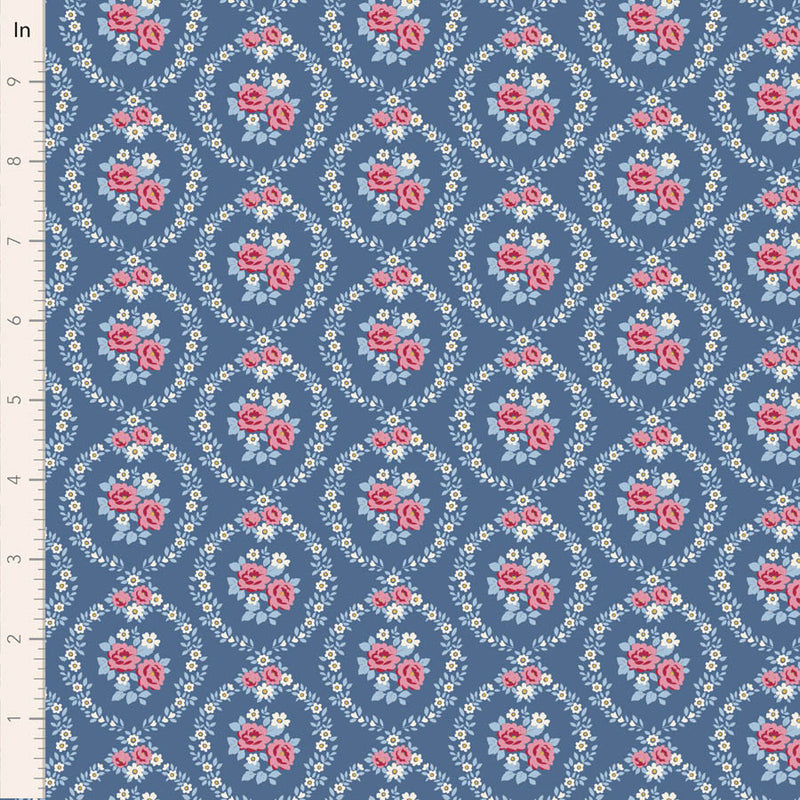Tilda's Village Life - Mable Blue