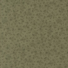 Load image into Gallery viewer, Meadow Greens - Tiny Buds - Evergreen