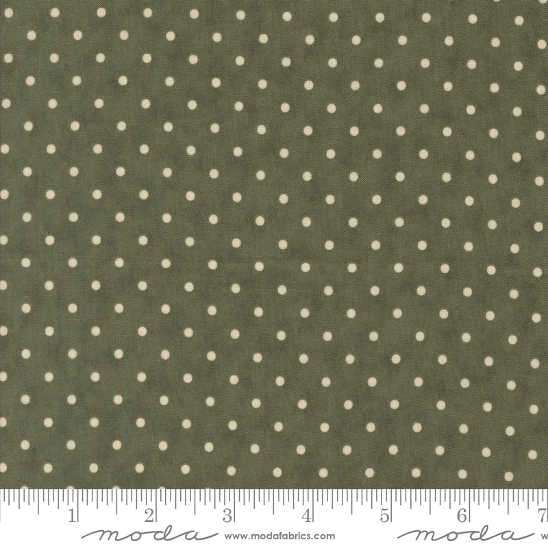 Meadow Greens - Perfect Dots - Evergreen