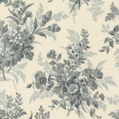 Breathtaking Blues – Garden Bouquet – Ivory