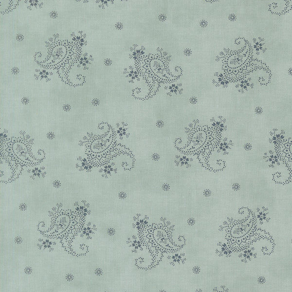 Breathtaking Blues – Petite Paisley – Mist