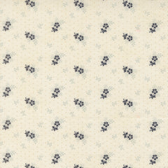 Breathtaking Blues – Petite Posies – Ivory