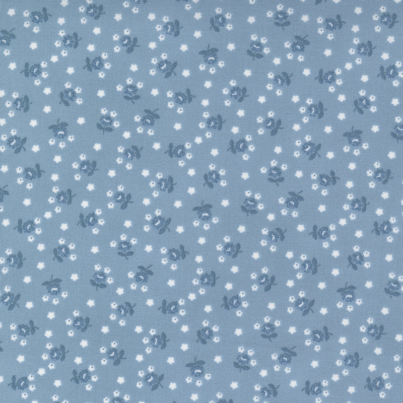 Nantucket Summer - Fairground Small Floral Light Blue