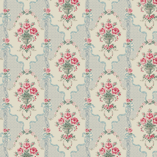 Constance Yvette 2 - DV7566