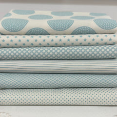 Tilda Basics Fat Quarter Bundle in Blues - 6 pieces