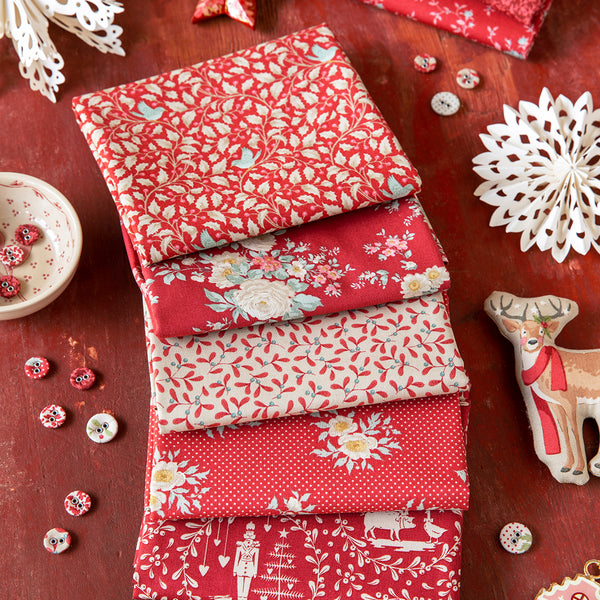 Tilda Merry Little Christmas Fat Quarter Bundle - Red