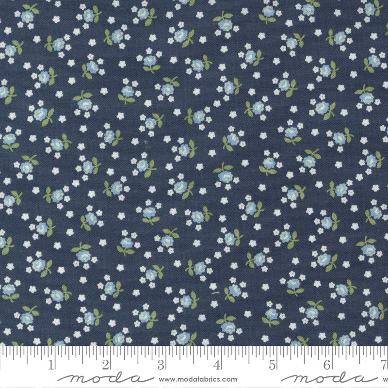 Nantucket Summer - Fairground Small Floral Navy