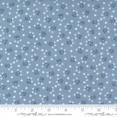 Nantucket Summer - Fairground Small Floral Light Blue