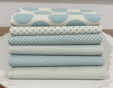 Tilda Basics Fat Quarter Bundle in Blues - 6 pieces